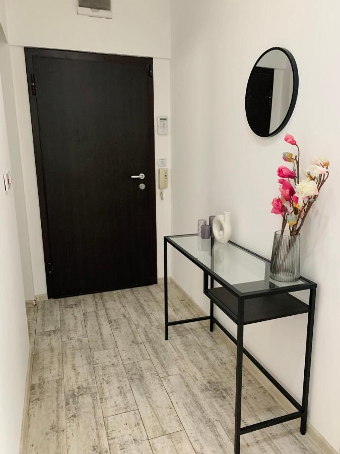 Nordic Style Apartment With Underground Parking Sofia Eksteriør billede